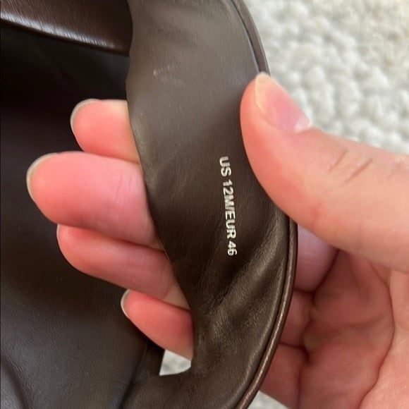 Vince Brown Leather Sandals - Picture 9 of 9